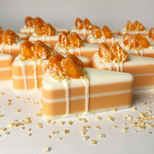 Load image into Gallery viewer, CAKE GOAT'S MILK SOAP