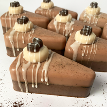 Load image into Gallery viewer, VANILLA LATTE CAKE