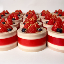 Load image into Gallery viewer, WATERMELON CUPCAKE